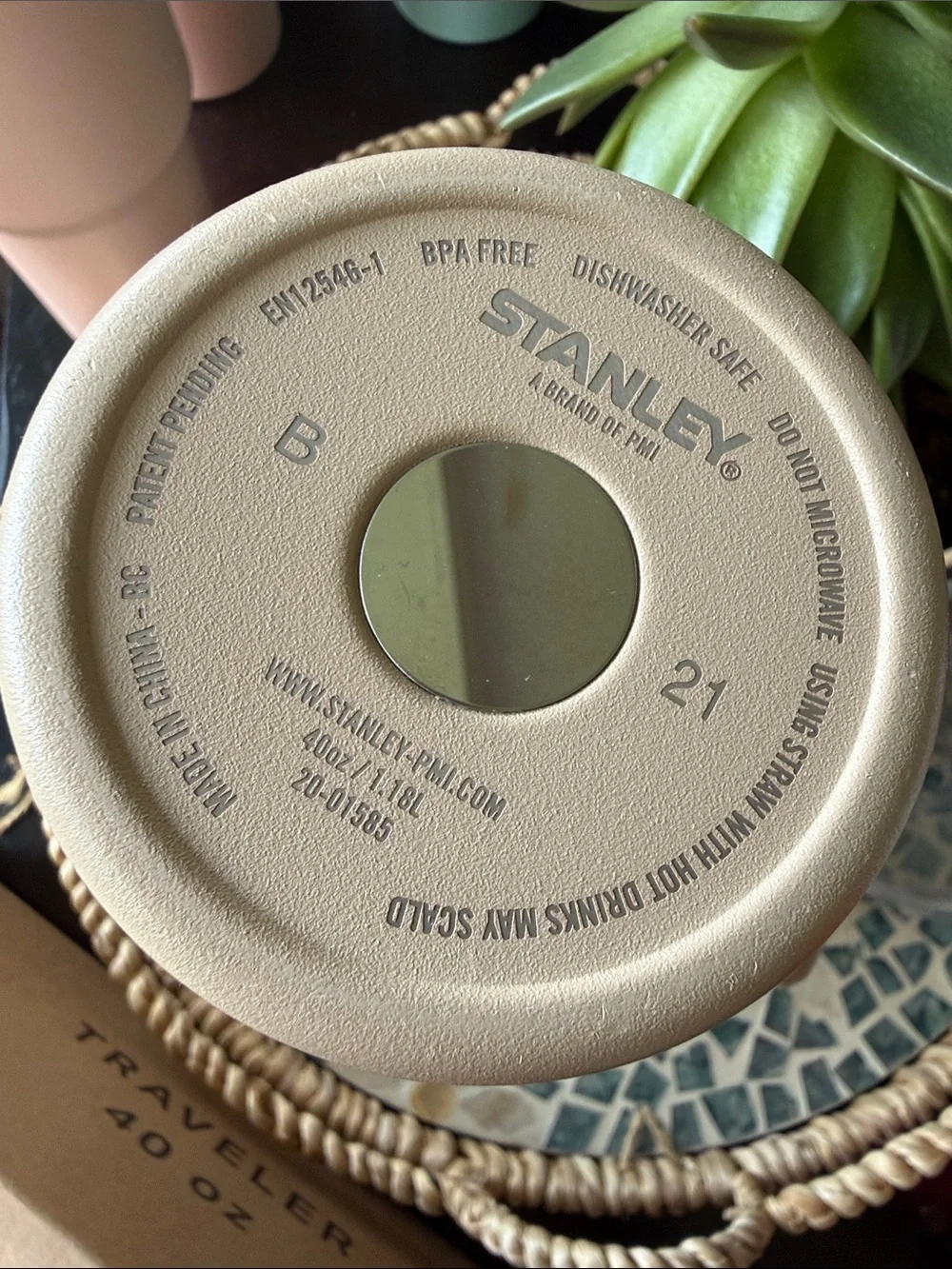 Stanley Driftwood OG 40oz Tumbler - Picture 5 of 6